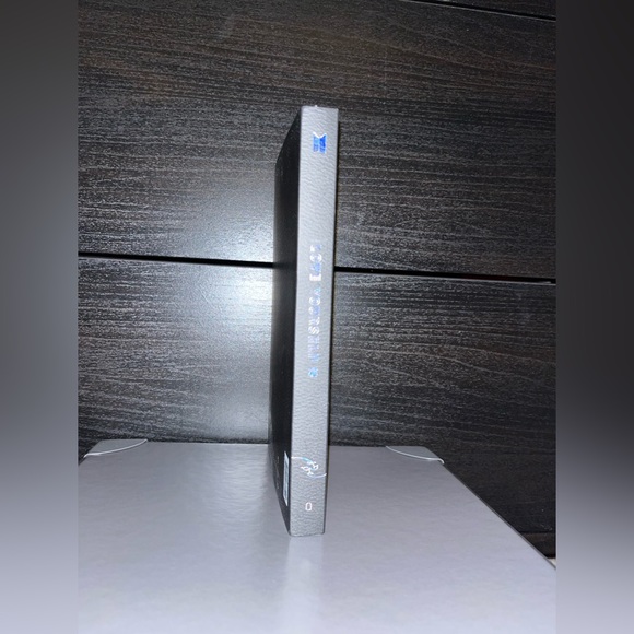 BTS - Love Yourself Tear - Picture 2 of 2